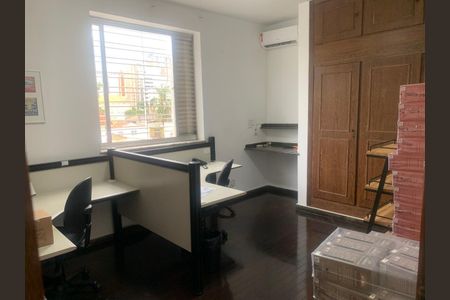 Casa à venda com 168m², 7 quartos e 2 vagasTerceiro quarto - segundo nivel