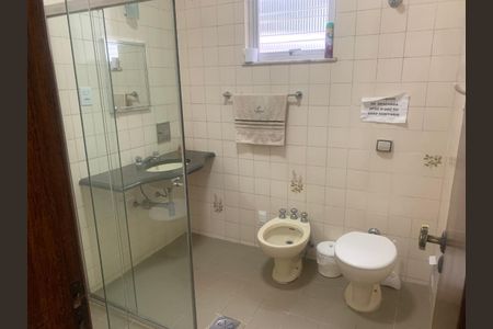 Casa à venda com 168m², 7 quartos e 2 vagasSegundo banho social - segundo nivel