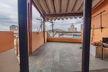 Casa à venda com 180m², 5 quartos e 2 vagas Casa à venda com 180m², 5 quartos e 2 vagasÁrea comum