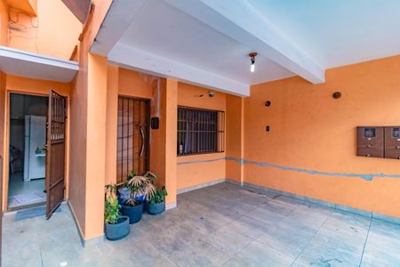 Casa à venda com 180m², 5 quartos e 2 vagas Casa à venda com 180m², 5 quartos e 2 vagasGaragem