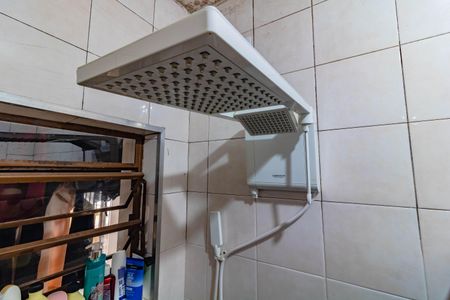 Casa à venda com 180m², 5 quartos e 2 vagas Casa à venda com 180m², 5 quartos e 2 vagasBanheiro