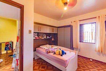 Casa à venda com 180m², 5 quartos e 2 vagas Casa à venda com 180m², 5 quartos e 2 vagasQuarto 1