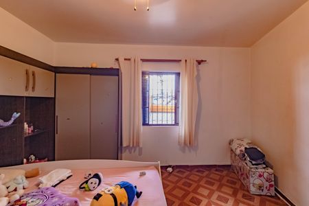 Casa à venda com 180m², 5 quartos e 2 vagas Casa à venda com 180m², 5 quartos e 2 vagasQuarto 1