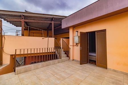 Casa à venda com 180m², 5 quartos e 2 vagas Casa à venda com 180m², 5 quartos e 2 vagasVaranda Quarto 2