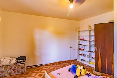 Casa à venda com 180m², 5 quartos e 2 vagas Casa à venda com 180m², 5 quartos e 2 vagasQuarto 1