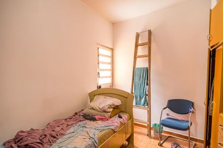 Casa à venda com 180m², 5 quartos e 2 vagas Casa à venda com 180m², 5 quartos e 2 vagasQuarto 2 da Casa 2