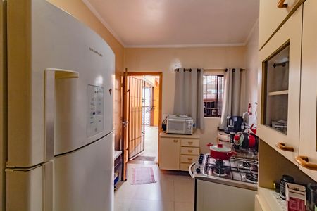 Casa à venda com 180m², 5 quartos e 2 vagas Casa à venda com 180m², 5 quartos e 2 vagasCozinha