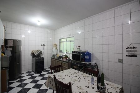 Casa para alugar com 230m², 3 quartos e 2 vagasCozinha