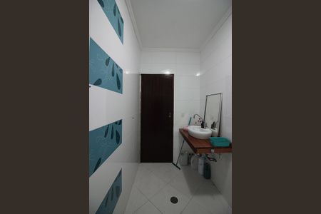 Casa para alugar com 230m², 3 quartos e 2 vagasBanheiro Social 2