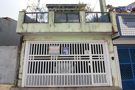 Casa para alugar com 230m², 3 quartos e 2 vagasFachada