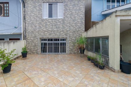 Casa à venda com 136m², 3 quartos e 2 vagasQuintal