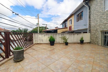 Casa à venda com 136m², 3 quartos e 2 vagasQuintal