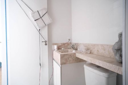 Apartamento para alugar com 44m², 2 quartos e sem vagaBanheiro