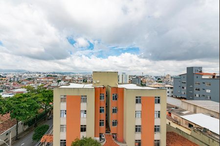 Apartamento à venda com 180m², 3 quartos e 4 vagas Apartamento à venda com 180m², 3 quartos e 4 vagasSuíte 1