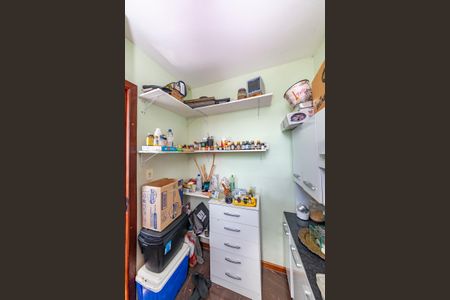 Apartamento à venda com 180m², 3 quartos e 4 vagas Apartamento à venda com 180m², 3 quartos e 4 vagasÁrea de Serviço