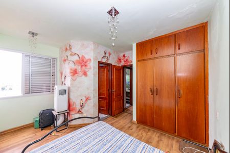 Apartamento à venda com 180m², 3 quartos e 4 vagas Apartamento à venda com 180m², 3 quartos e 4 vagasSuíte 1