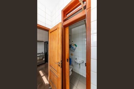 Apartamento à venda com 180m², 3 quartos e 4 vagas Apartamento à venda com 180m², 3 quartos e 4 vagasÁrea de Serviço