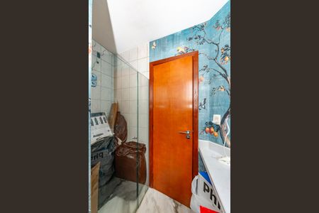 Apartamento à venda com 180m², 3 quartos e 4 vagas Apartamento à venda com 180m², 3 quartos e 4 vagasBanheiro da Suíte 1