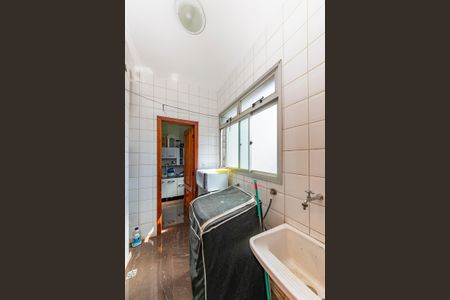 Apartamento à venda com 180m², 3 quartos e 4 vagas Apartamento à venda com 180m², 3 quartos e 4 vagasÁrea de Serviço