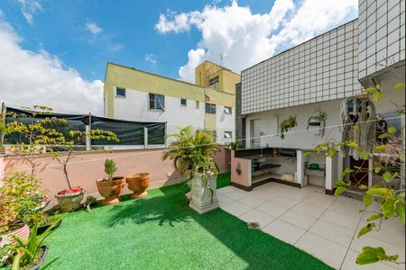 Apartamento à venda com 180m², 3 quartos e 4 vagas Apartamento à venda com 180m², 3 quartos e 4 vagasÁrea Gourmet