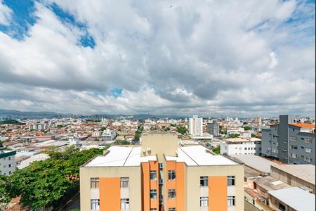 Apartamento à venda com 180m², 3 quartos e 4 vagas Apartamento à venda com 180m², 3 quartos e 4 vagasÁrea Gourmet