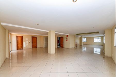 Apartamento à venda com 180m², 3 quartos e 4 vagas Apartamento à venda com 180m², 3 quartos e 4 vagasÁrea comum
