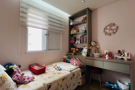 Apartamento à venda com 114m², 4 quartos e 2 vagasQuarto 1