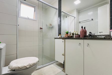 Apartamento à venda com 114m², 4 quartos e 2 vagasBanheiro da Suíte