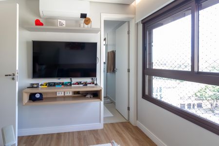 Apartamento à venda com 131m², 3 quartos e 3 vagas Apartamento à venda com 131m², 3 quartos e 3 vagasSuíte 1