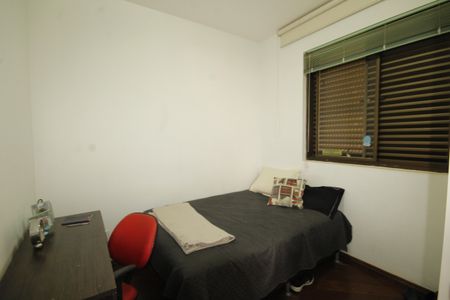 Apartamento à venda com 109m², 3 quartos e 3 vagasQuarto 2