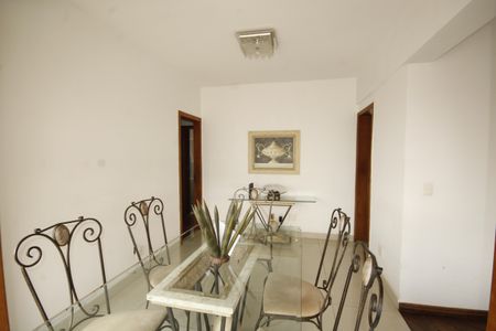 Apartamento à venda com 109m², 3 quartos e 3 vagasCopa