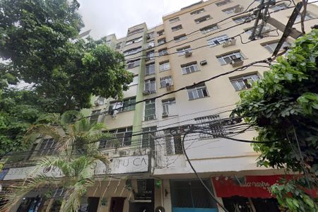 Apartamento à venda com 74m², 2 quartos e sem vagaFachada