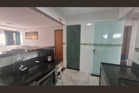 Apartamento à venda com 101m², 3 quartos e 2 vagas Apartamento à venda com 101m², 3 quartos e 2 vagasCozinha