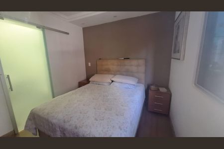 Apartamento à venda com 101m², 3 quartos e 2 vagas Apartamento à venda com 101m², 3 quartos e 2 vagasQuarto de casal