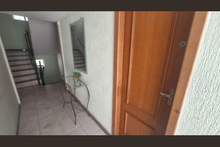 Apartamento à venda com 101m², 3 quartos e 2 vagas Apartamento à venda com 101m², 3 quartos e 2 vagashall social