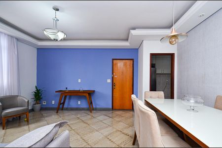 Apartamento à venda com 139m², 3 quartos e 2 vagas Apartamento à venda com 139m², 3 quartos e 2 vagasSala de Jantar