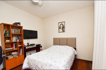 Apartamento à venda com 139m², 3 quartos e 2 vagas Apartamento à venda com 139m², 3 quartos e 2 vagasSuite