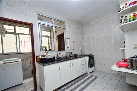 Apartamento à venda com 139m², 3 quartos e 2 vagas Apartamento à venda com 139m², 3 quartos e 2 vagasCozinha