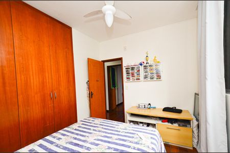 Apartamento à venda com 139m², 3 quartos e 2 vagas Apartamento à venda com 139m², 3 quartos e 2 vagasQuarto 1
