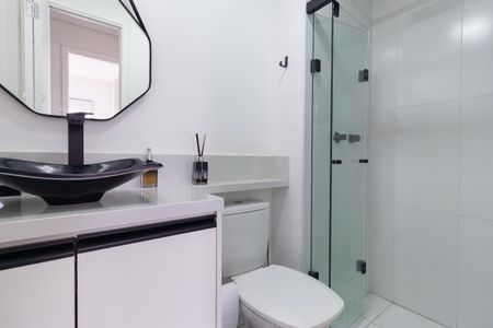 Apartamento à venda com 59m², 2 quartos e 1 vaga Apartamento à venda com 59m², 2 quartos e 1 vagaBanheiro