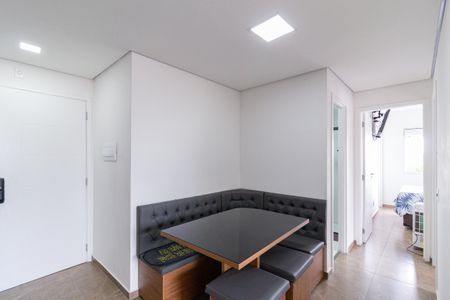 Apartamento à venda com 59m², 2 quartos e 1 vaga Apartamento à venda com 59m², 2 quartos e 1 vagaSala