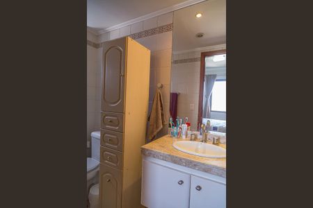 Apartamento à venda com 84m², 3 quartos e 2 vagas Apartamento à venda com 84m², 3 quartos e 2 vagasBanheiro da Suíte