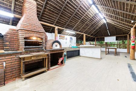 Apartamento à venda com 84m², 3 quartos e 2 vagas Apartamento à venda com 84m², 3 quartos e 2 vagasChurrasqueira