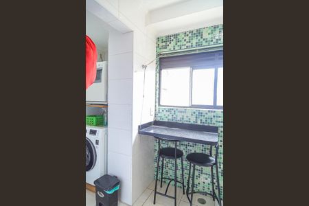 Apartamento à venda com 84m², 3 quartos e 2 vagas Apartamento à venda com 84m², 3 quartos e 2 vagasÁrea de Serviço