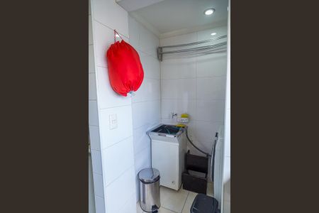 Apartamento à venda com 84m², 3 quartos e 2 vagas Apartamento à venda com 84m², 3 quartos e 2 vagasÁrea de Serviço