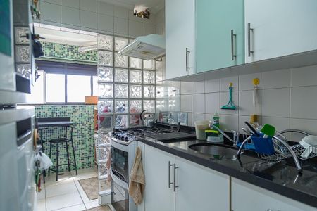 Apartamento à venda com 84m², 3 quartos e 2 vagas Apartamento à venda com 84m², 3 quartos e 2 vagasCozinha