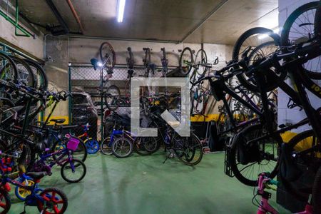 Apartamento à venda com 84m², 3 quartos e 2 vagas Apartamento à venda com 84m², 3 quartos e 2 vagasBicicletário