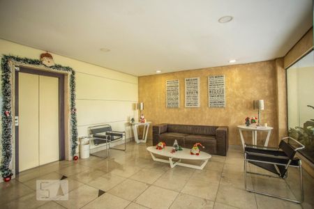 Apartamento à venda com 84m², 3 quartos e 2 vagas Apartamento à venda com 84m², 3 quartos e 2 vagasHall Social