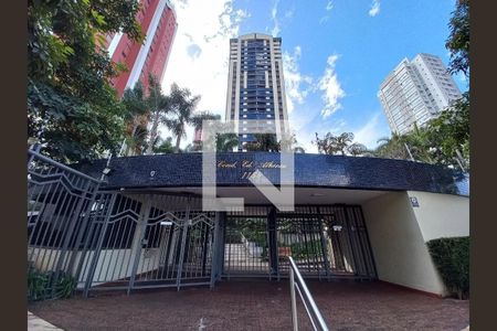 Apartamento à venda com 84m², 3 quartos e 2 vagas Apartamento à venda com 84m², 3 quartos e 2 vagasFachada