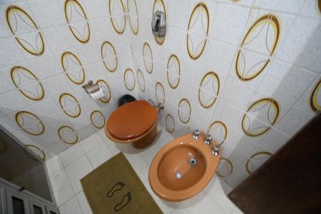 Casa à venda com 177m², 3 quartos e 4 vagasBanheiro 2